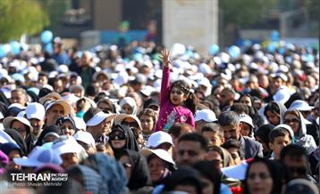 همایش‌ پیاده‌روی خانوادگی کارکنان شهرداری تهران 7