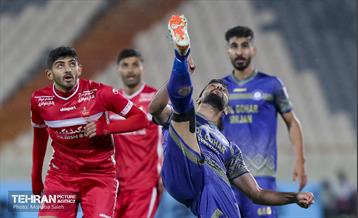 دیدار تیم های فوتبال پرسپولیس و گل گهر سیرجان 10