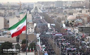 چهل‌و‌‌هفتمین جشن پیروزی انقلاب اسلامی - 3 5