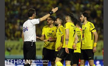 دیدار تیم های سپاهان و پرسپولیس 14