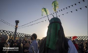 نجات اهل عالم با حسین است  8