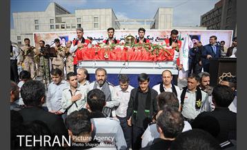 مراسم تشییع پیکر شهید آتش نشان علی قانع 32