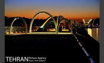 گذر موج دریاچه شهدای خلیج فارس 23