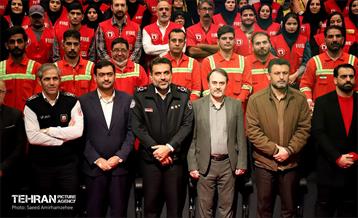 مراسم گرامیداشت روز داوطلب 3