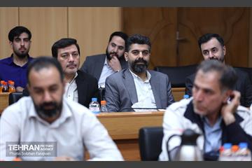 نشست هم‌اندیشی با رابطین و فعالان اسکان آسیب دیدگان جنگ رمضان 47