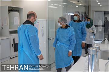 بازدید مدیرکل اداره تجهیزات پزشکی از شرکت نویان نگین پارسیان 9