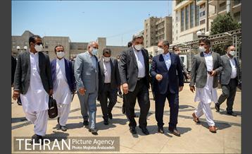 آیین واگذراری ماشین‌آلات به استان‌های سیستان‌و‌بلوچستان 33