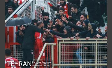 دیدار تیم‌های فوتبال تراکتور سازی تبریز - استقلال تهران 14