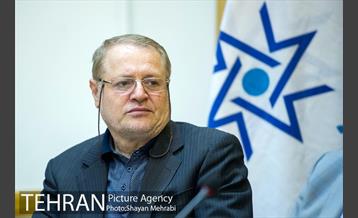 نشست صمیمانه شهردار تهران با شورای عالی و مدیرعامل خانه ی هنرمندان ایران 17