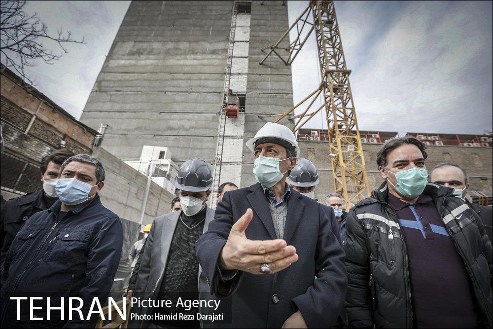 بازدید فتاح رئیس بنیاد مستضعفان از ساختمان پلاسکو 23