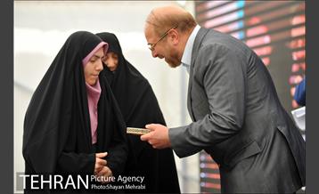 آیین افتتاح و بهره برداری از پروژه های منطقه 15 با حضور دکتر قالیباف 41