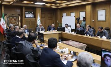 نشست صمیمانه شهردار تهران با جمعی از اقتصاددانان کشور 6
