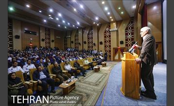 افتتاح نخستین نمایشگاه دوچرخه شهری و صنایع وابسته 24