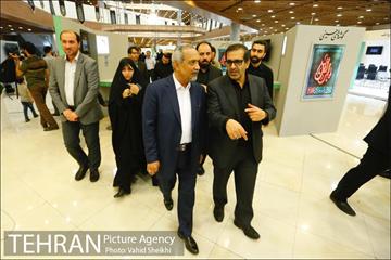 بازدید معاون اقتصادی رئیس جمهور از نمایشگاه عطر سیب 14