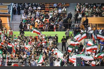 مراسم تجلیل از کشتی‌گیران قهرمان جهان (جشنی برای ایران) 62