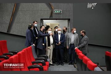 بازدید رئیس شورای شهر و سرپرست شهرداری تهران از کوشک باغ هنر 5