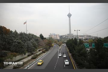طبیعت پاییزی باغ راه فدک تهران 4