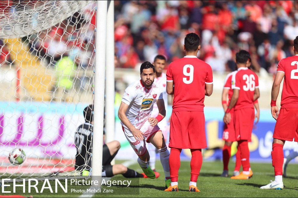 دیدار تیم های تراکتور سازی تبریز و پرسپولیس تهران 12