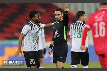دیدار تیم های فوتبال پرسپولیس تهران و نفت مسجد سلیمان 10