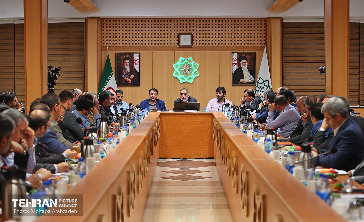 جلسه شورای معاونان، مشاوران و شهرداران مناطق 18