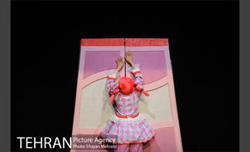 نمایش شب "اسرارآمیز" 1