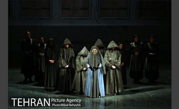 نمایش خانه برنارد آلبا 3