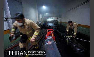 آتش سوزی در ساختمان برق حرارتی 40