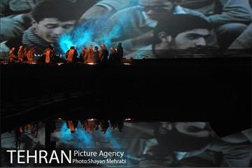 نمایش فصل وصل در باغ موزه دفاع مقدس 24