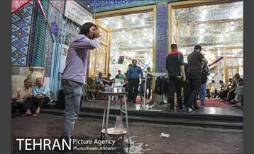 جز خوانی قرآن کریم در حسینیه کربلایی های گلوبندک‎ 12