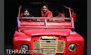 نمایش هفتمین جان سگ 11