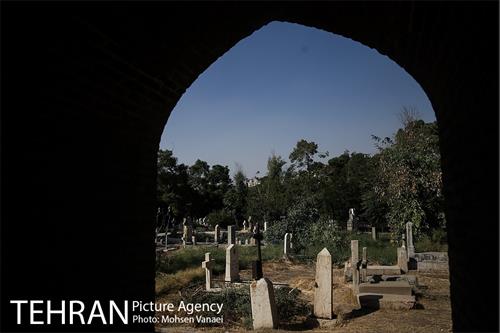 گورستان لهستانی‌های تهران 1