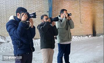 بازدید اصحاب رسانه از خدمات برف‌روبی منطقه 5 شهرداری تهران 9