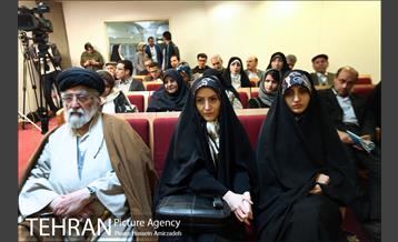 مراسم چهارمین سالگرد درگذشت دکتر صادق آئینه وند 8