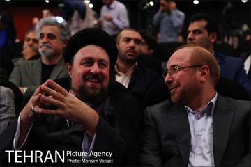 مراسم تجلیل از فعالیت های فرهنگی و هنری قالیباف 4