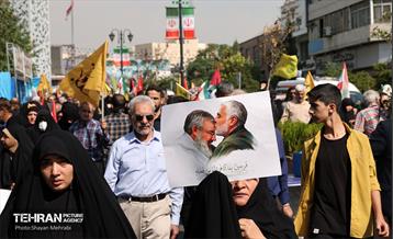 مراسم تشییع پیکر شهید سردار عباس نیلفروشان - ۱ 7