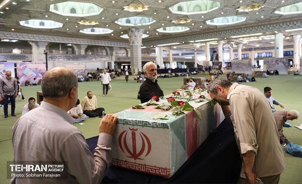 مراسم دعای روز عرفه در مصلی امام خمینی (ره) 52