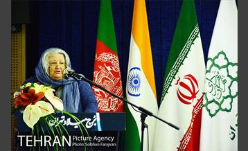 مراسم شبی به بلندای میلاد  19