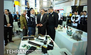 افتتاح سومین نمایشگاه مشارکت تولیدکنندگان ایرانی در صنعت مترو 10