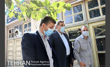 بازدید شهردار تهران از قهوه‌خانه حسین رمضان یخی در محله دروازه غار 20