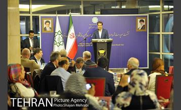 نشست سرپرست شهرداری تهران با میهمانان خارجی سی و یکمین نمایشگاه بین المللی کتاب  تهران 8