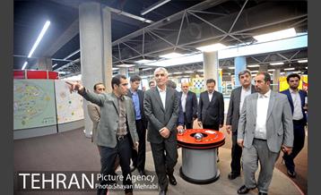 بازدید مهندس افشانی شهردار تهران از مجموعه باغ کتاب 16