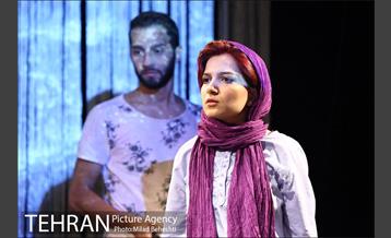 نمایش خروج اضطراری‎ 10