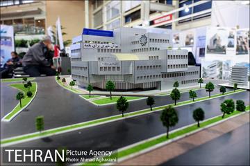 بازدید دکتر حناچی از نمایشگاه ساختمان پایدار 10