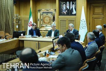 دیدار اعضای فدراسیون فوتبال با شهردار تهران 7