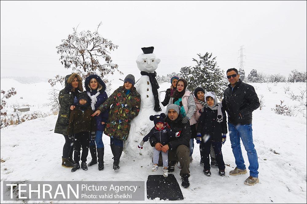 تفریحات برفی در پارک پردیسان تهران 29