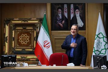 نشست شهردار تهران با معاون وزیر صمت 21