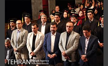 نخستین جشن فارغ التحصیلی ادوار دانشکده خبر 10