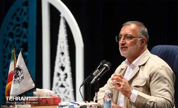 سخنرانی شهردار تهران در دانشگاه الزهرا(س)