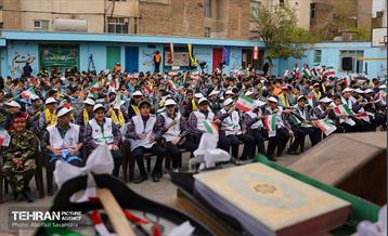 گرامیداشت روز 13 آبان در مدرسه شهید فهمیده  21