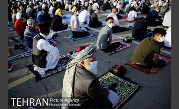 اقامه نماز عید فطر افغانستانی های اهل تسنن مقیم تهران 24